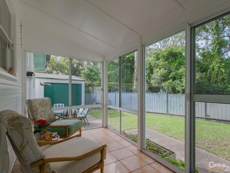3 Croudace Bay Road, Belmont NSW 2280