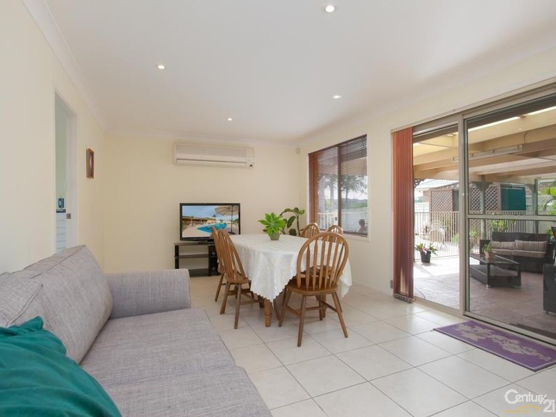 57 Hilldale Drive, Cameron Park NSW 2285