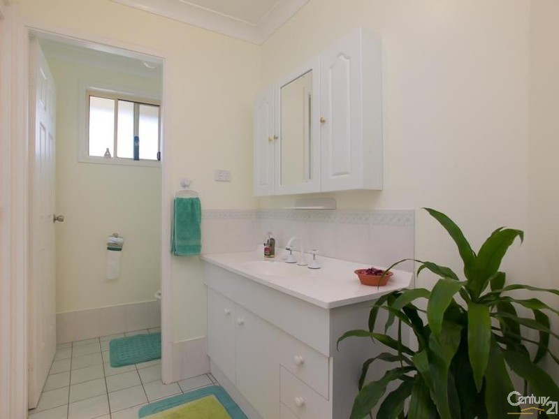 57 Hilldale Drive, Cameron Park NSW 2285