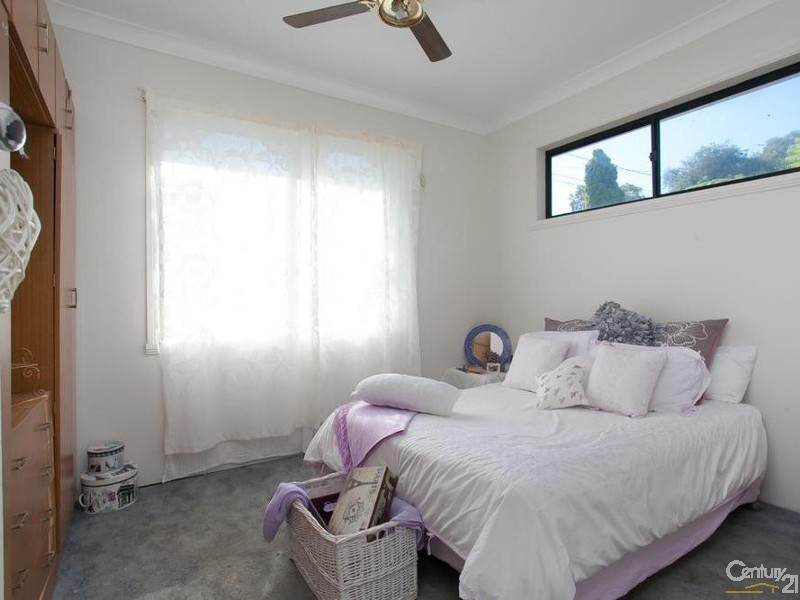 18 Albert Street, Tingira Heights NSW 2290