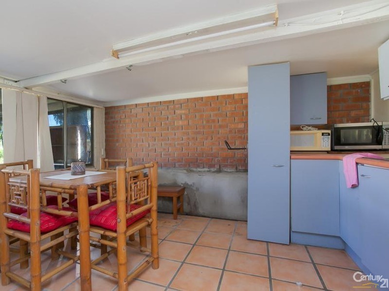 18 Albert Street, Tingira Heights NSW 2290