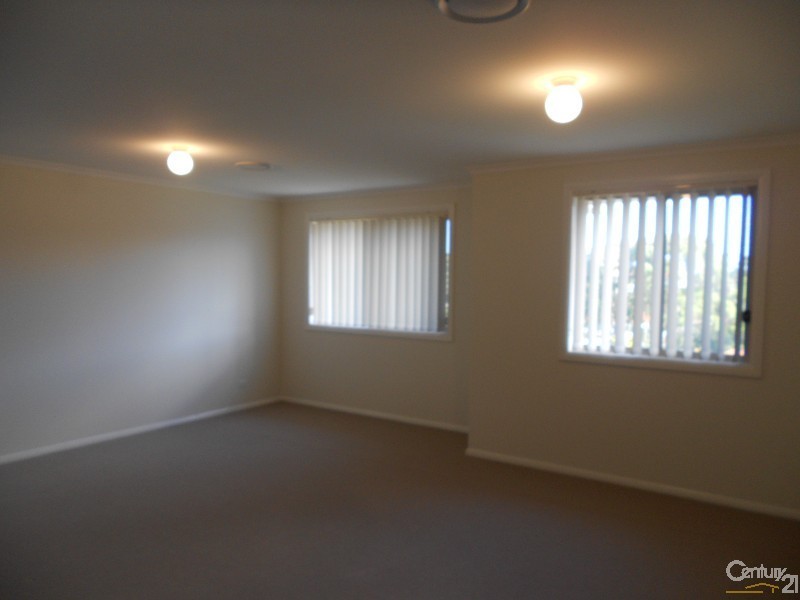 20 Highfields Parade, Highfields NSW 2289