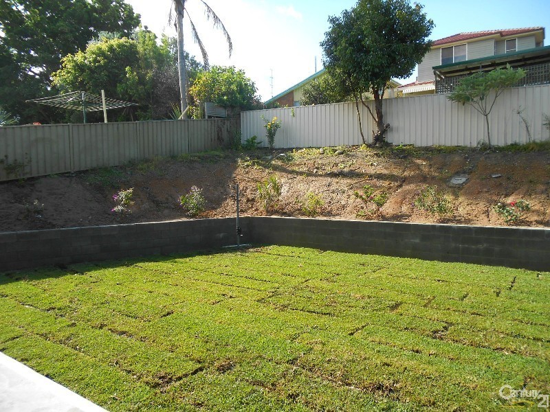 20 Highfields Parade, Highfields NSW 2289