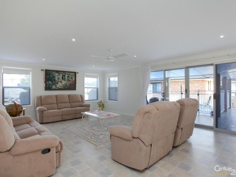 26 Jergi Close, Charlestown NSW 2290