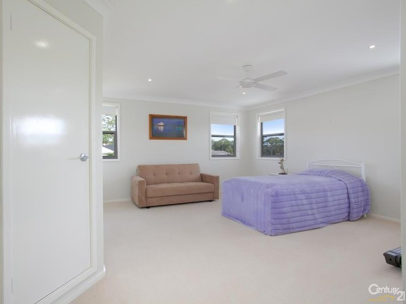 26 Jergi Close, Charlestown NSW 2290