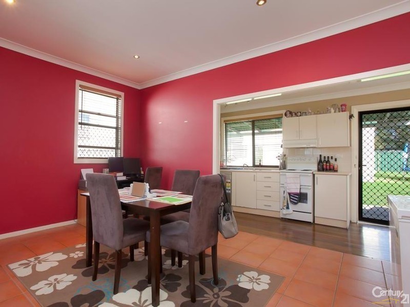 56 Waratah Street, Kahibah NSW 2290