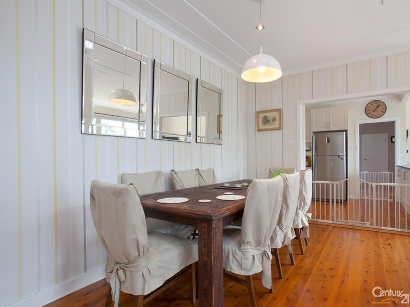 8 Crossland Street, Adamstown Heights NSW 2289