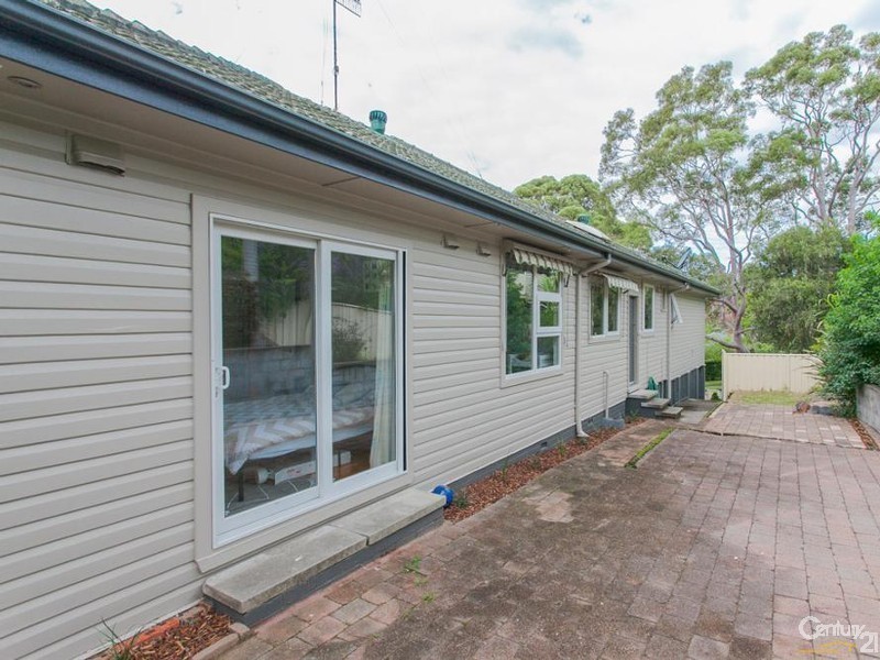 8 Crossland Street, Adamstown Heights NSW 2289