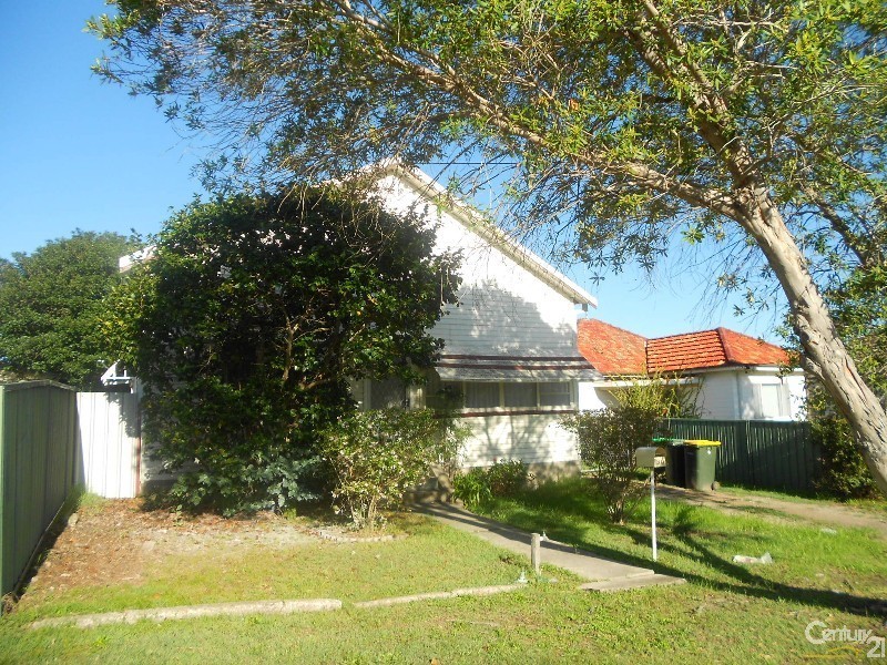 30 Robb Street, Belmont NSW 2280