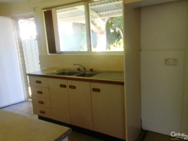 30 Robb Street, Belmont NSW 2280