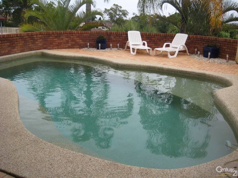 7 Barralong Street, Belmont North NSW 2280