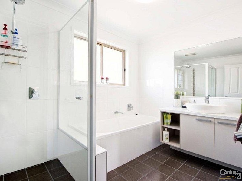 21 Stringybark Drive, Fern Bay NSW 2295