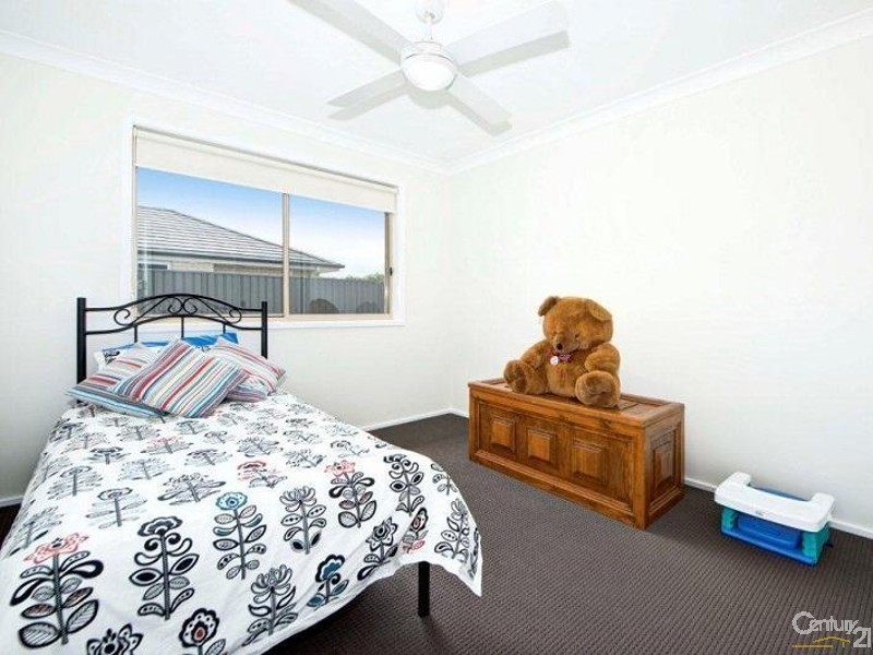 21 Stringybark Drive, Fern Bay NSW 2295