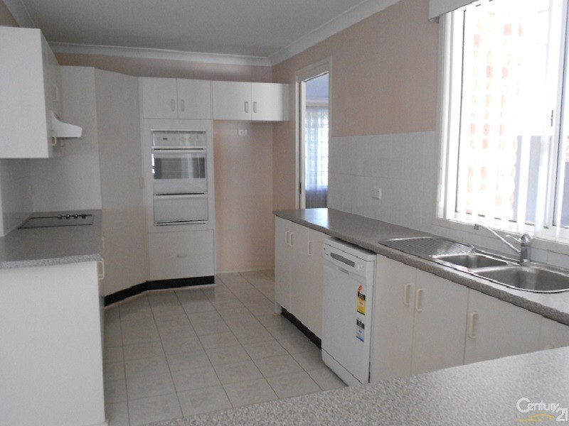 36 Clarence Street, Tenambit NSW 2323