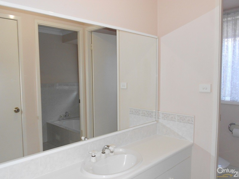 36 Clarence Street, Tenambit NSW 2323