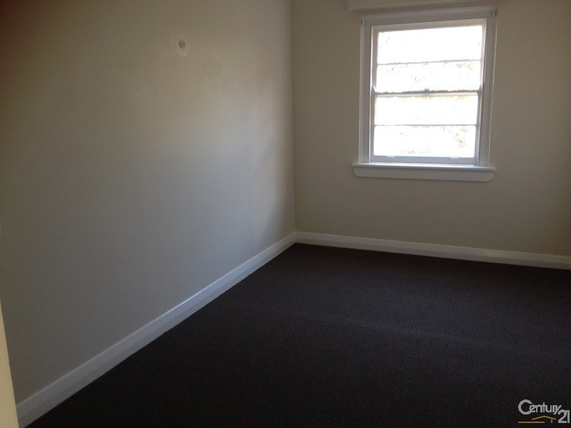 4/127 Tudor Street, Hamilton NSW 2303