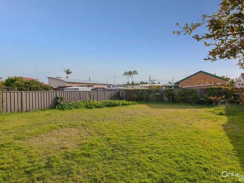 18 Harry Street, Belmont South NSW 2280