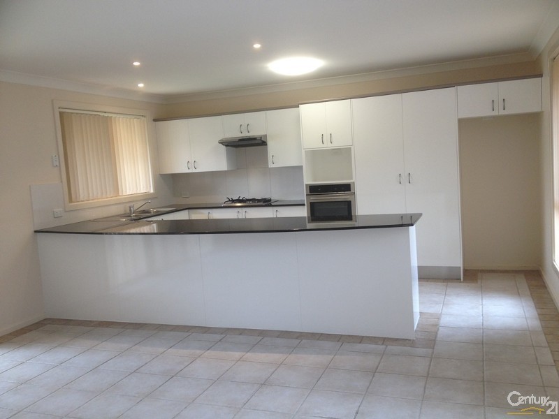 5 Pandorea Way, Valentine NSW 2280