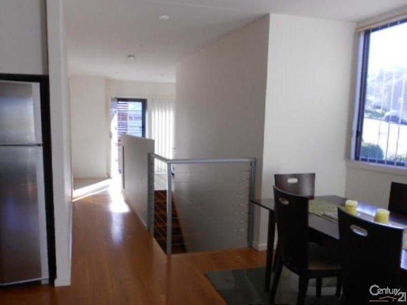 3/2 Gardner Street, Dudley NSW 2290