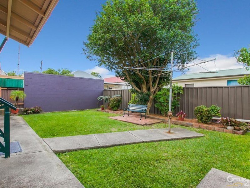 175 Beaumont Street, Hamilton NSW 2303