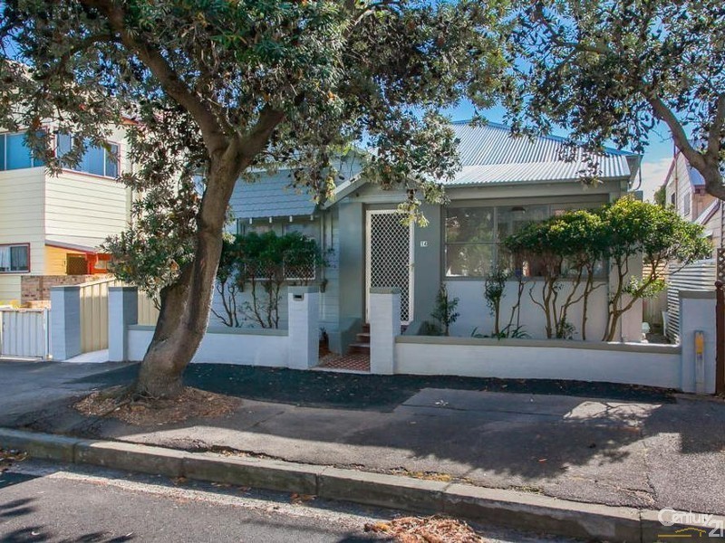 14 Stevenson Place, Newcastle East NSW 2300