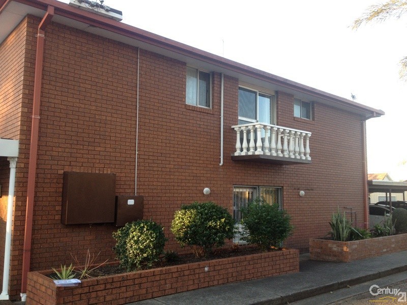 1/7 Park Avenue, Adamstown NSW 2289