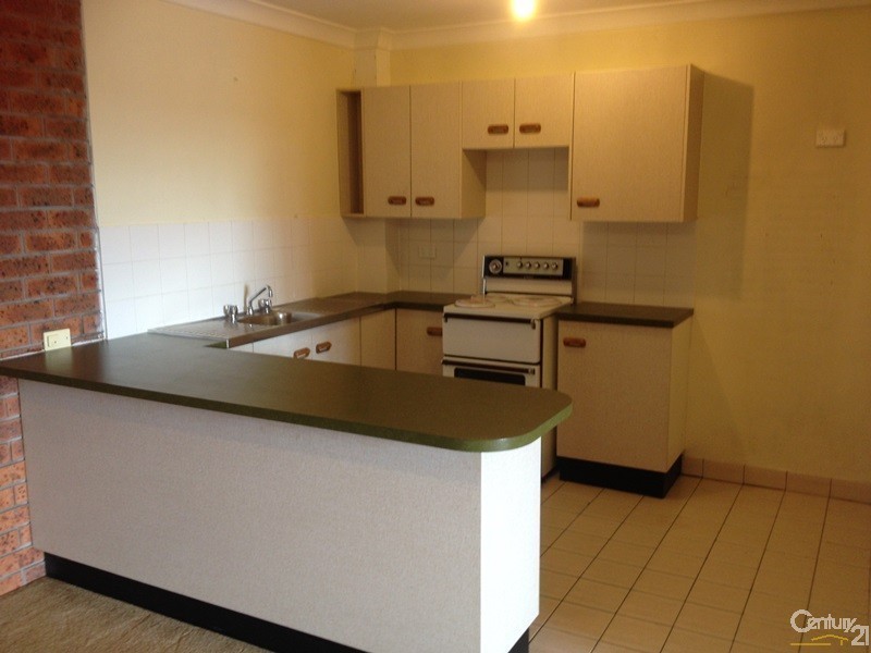 8/115 Teralba Road, Adamstown NSW 2289