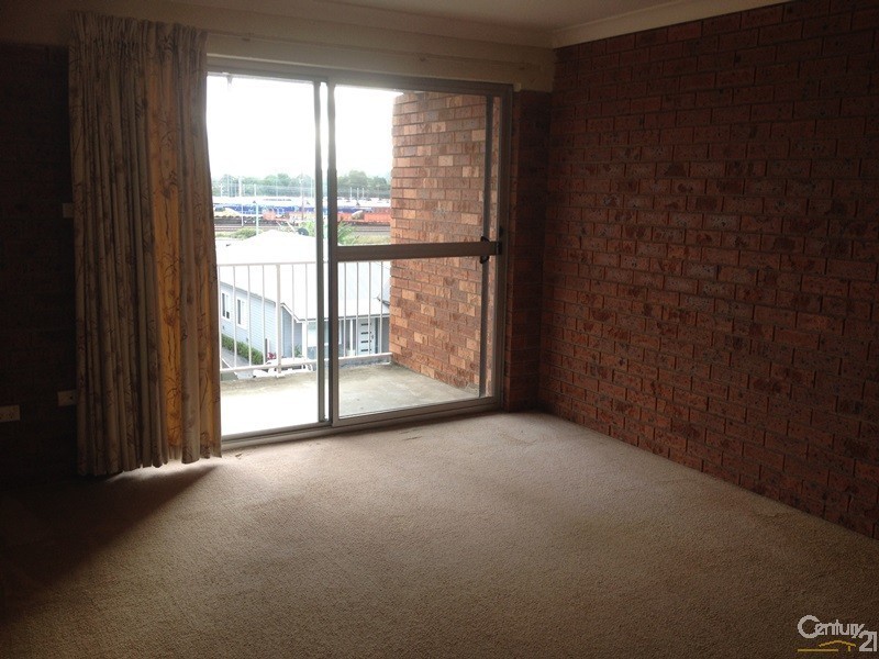 8/115 Teralba Road, Adamstown NSW 2289