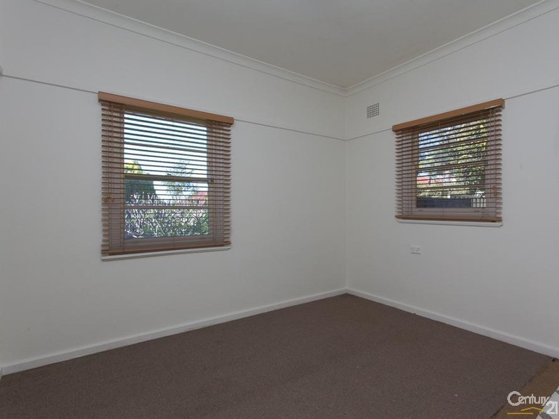 154 Charlestown Road, Kotara South NSW 2289