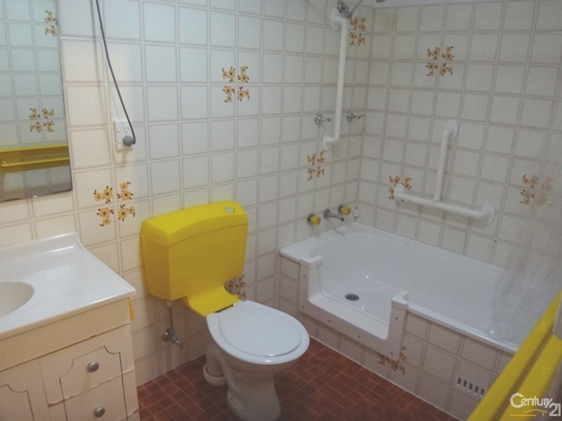 2/38 Dickinson Street, Charlestown NSW 2290