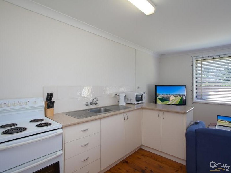 Units 1-6/31 Maitland Street, Kurri Kurri NSW 2327