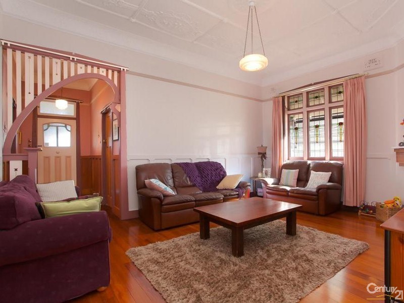 2 Vere Road, Adamstown NSW 2289