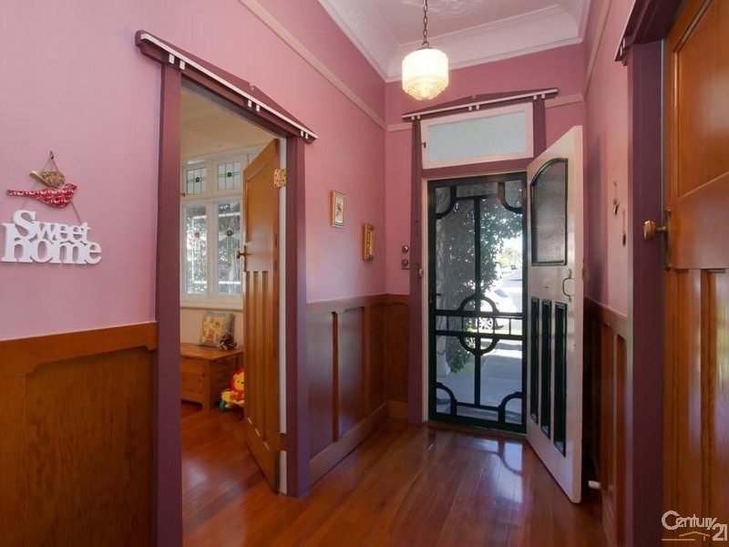 2 Vere Road, Adamstown NSW 2289
