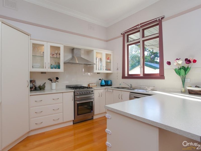 2 Vere Road, Adamstown NSW 2289