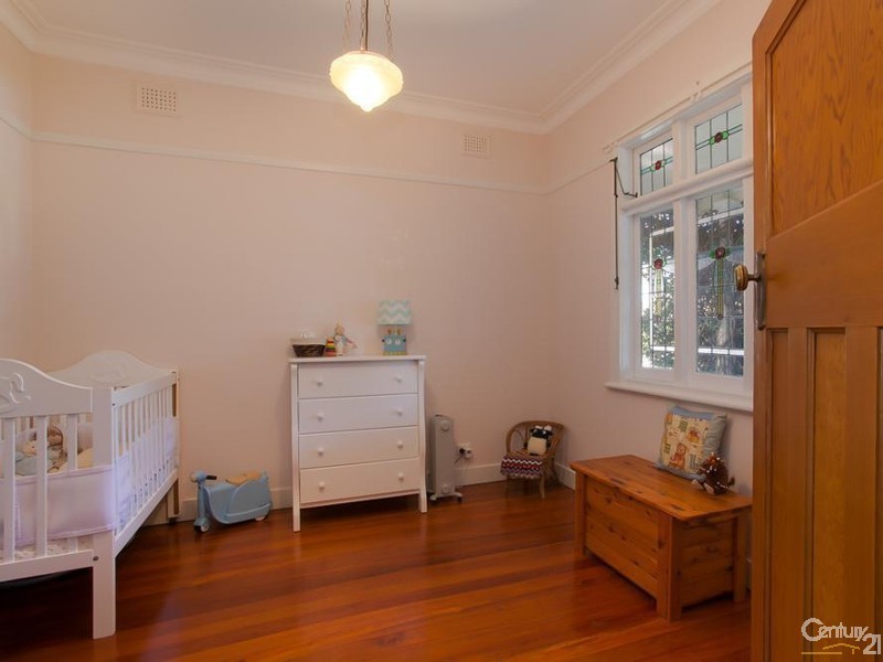 2 Vere Road, Adamstown NSW 2289