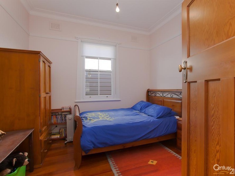 2 Vere Road, Adamstown NSW 2289