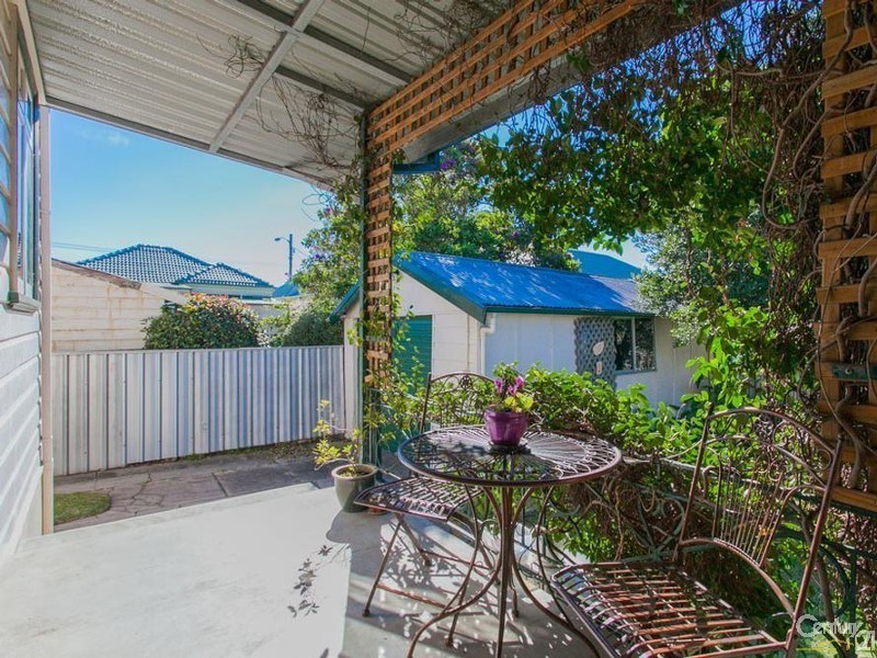 2 Vere Road, Adamstown NSW 2289