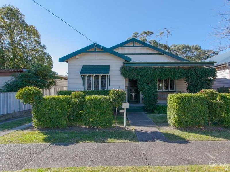 2 Vere Road, Adamstown NSW 2289