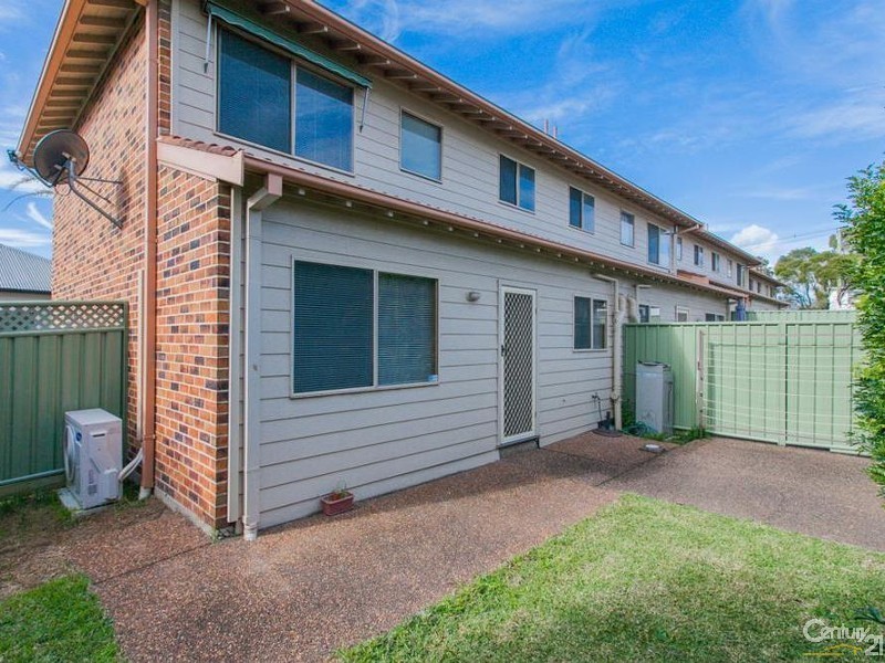 6/78 Teralba Road, Adamstown NSW 2289