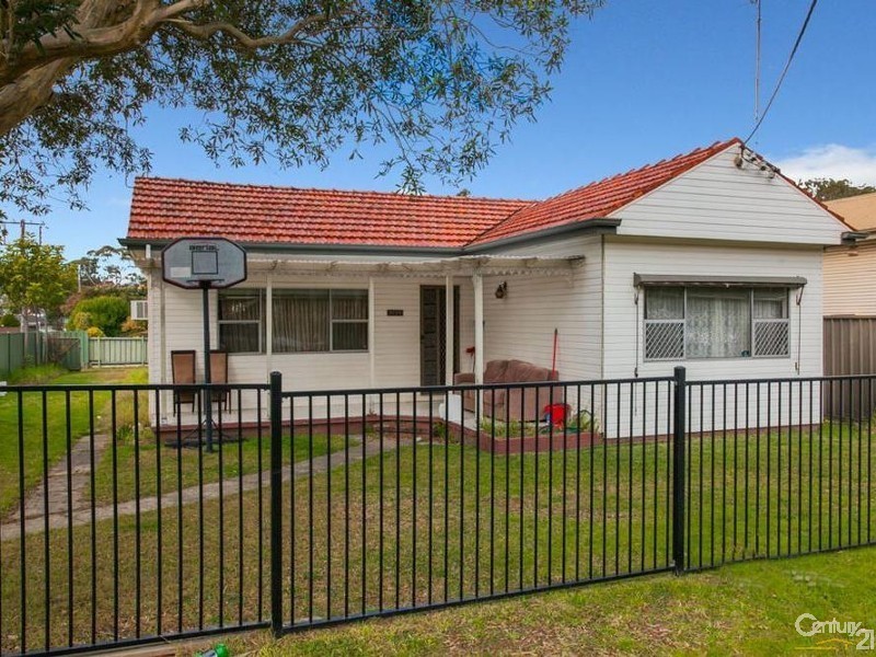 9 Howell Street, Kotara NSW 2289