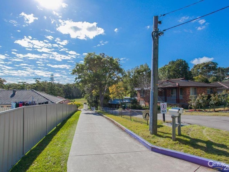 294A Lake Road, Glendale NSW 2285