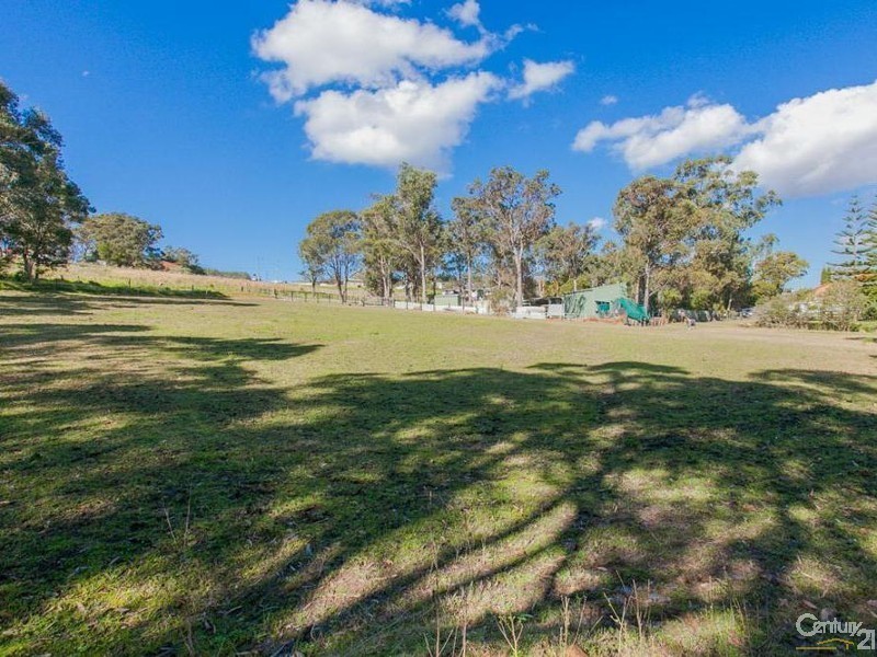 294A Lake Road, Glendale NSW 2285