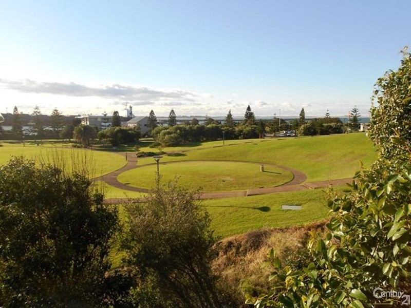 83/30 Nobbys Road, Newcastle NSW 2300