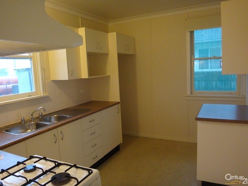 14 Redwood Place, Gateshead NSW 2290