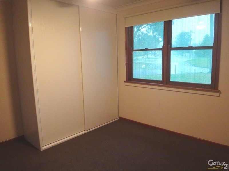 14 Redwood Place, Gateshead NSW 2290