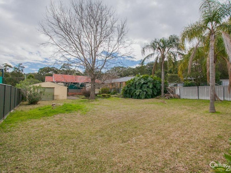 13 Dunkley Parade, Mount Hutton NSW 2290