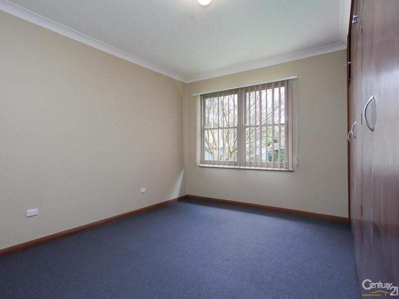 13 Dunkley Parade, Mount Hutton NSW 2290