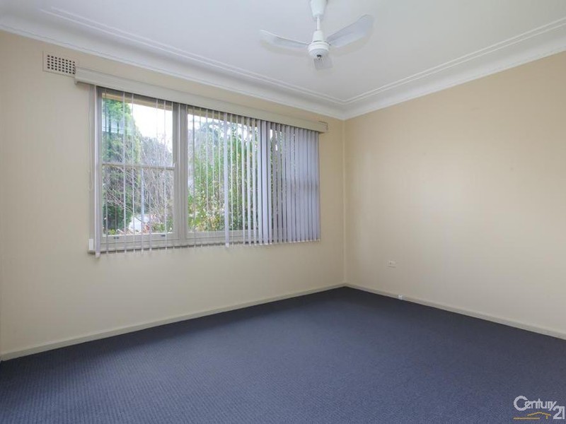 13 Dunkley Parade, Mount Hutton NSW 2290