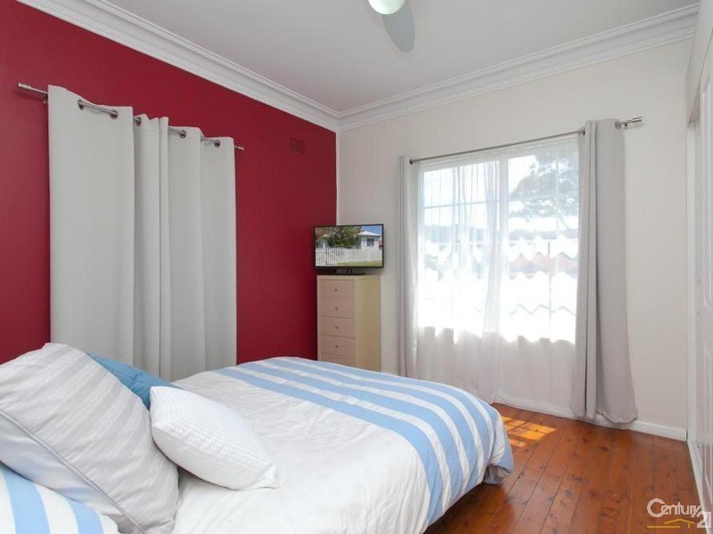 270 Warners Bay Road, Mount Hutton NSW 2290