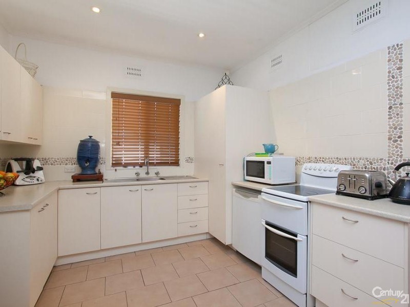 17 Harrison Street, Cardiff NSW 2285